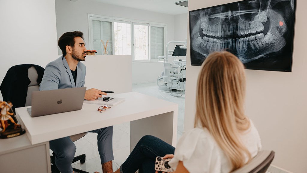 Primeiro atendimento · Apóllon Odontologia